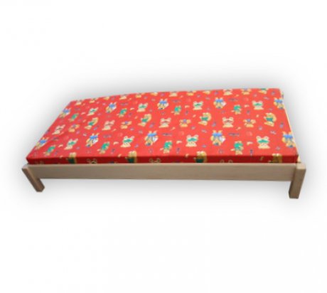126 x 58 cm - Stohovatelná postýlka včetně červené matrace s medvídky